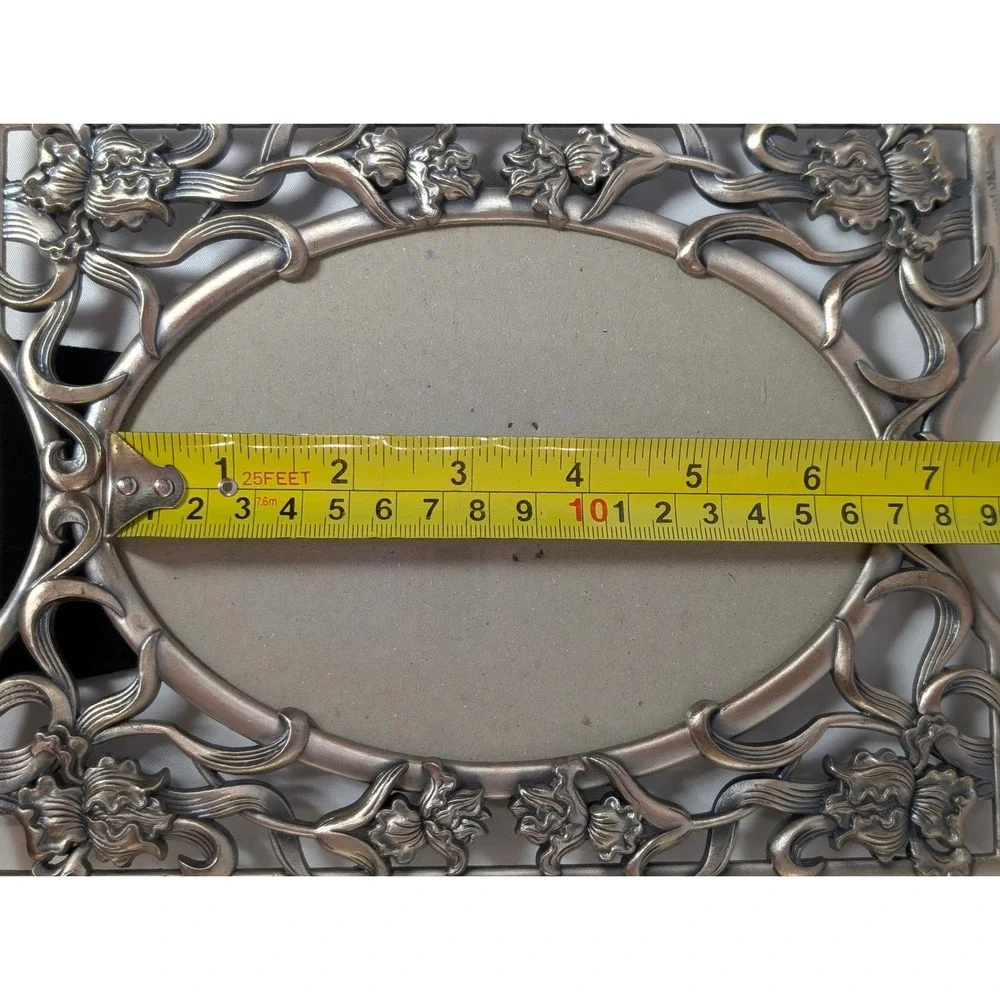 Linco Art Nouveau Style Silver Tone Pewter Floral Iris Oval Picture Frame Taiwan